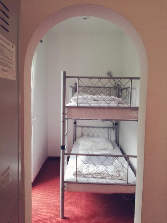 Hostel Der Athleten Garmisch-Partenkirchen Esterno foto